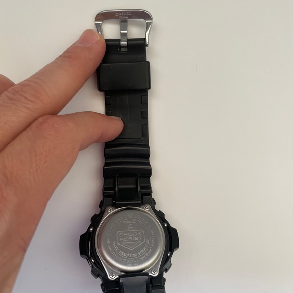 casio G-Shock AWG-101 multi-band Solar Atomic Watch - Picture 11 of 11